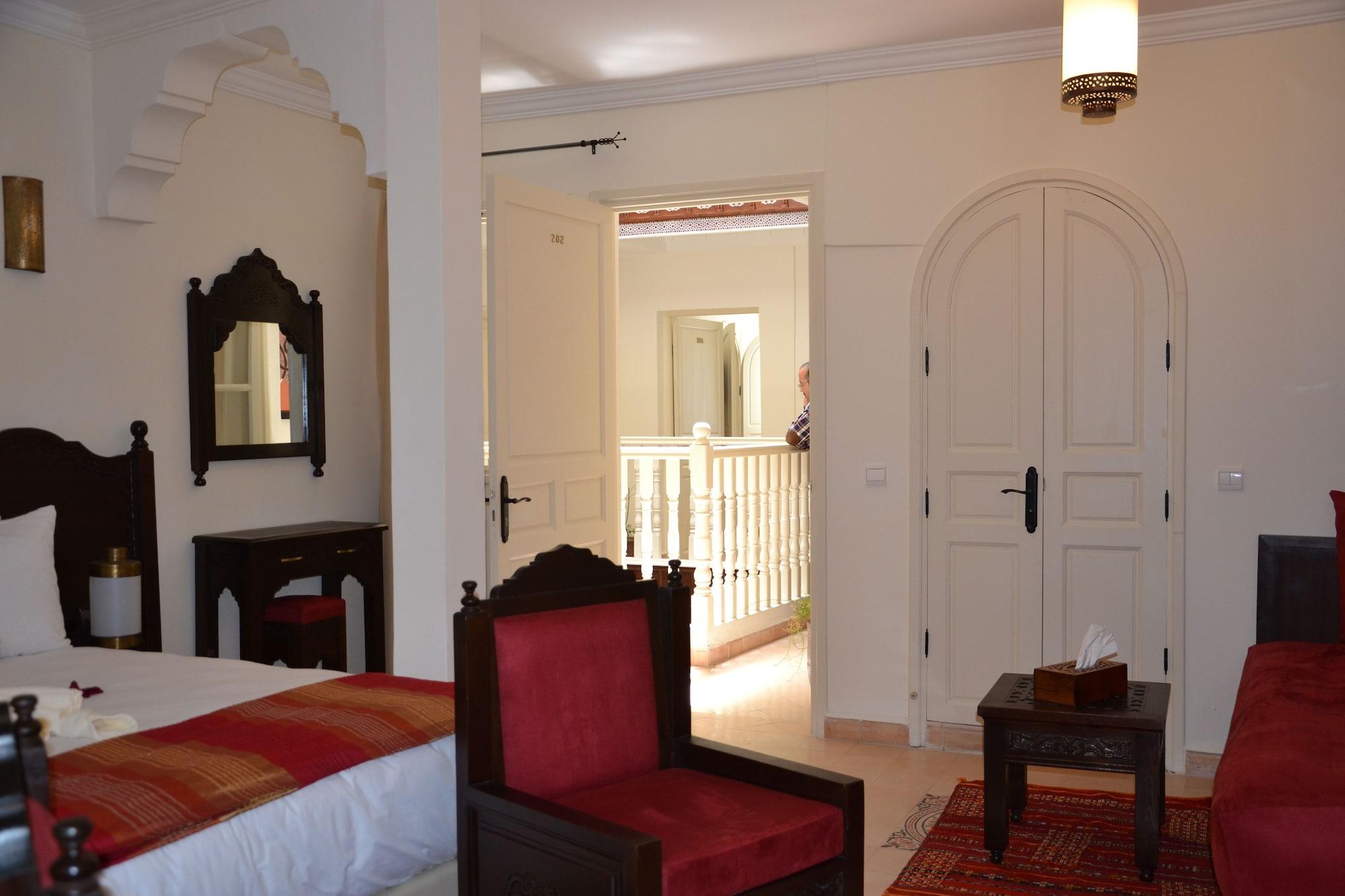 Hotel Riad Ben Atar Szavíra Kültér fotó