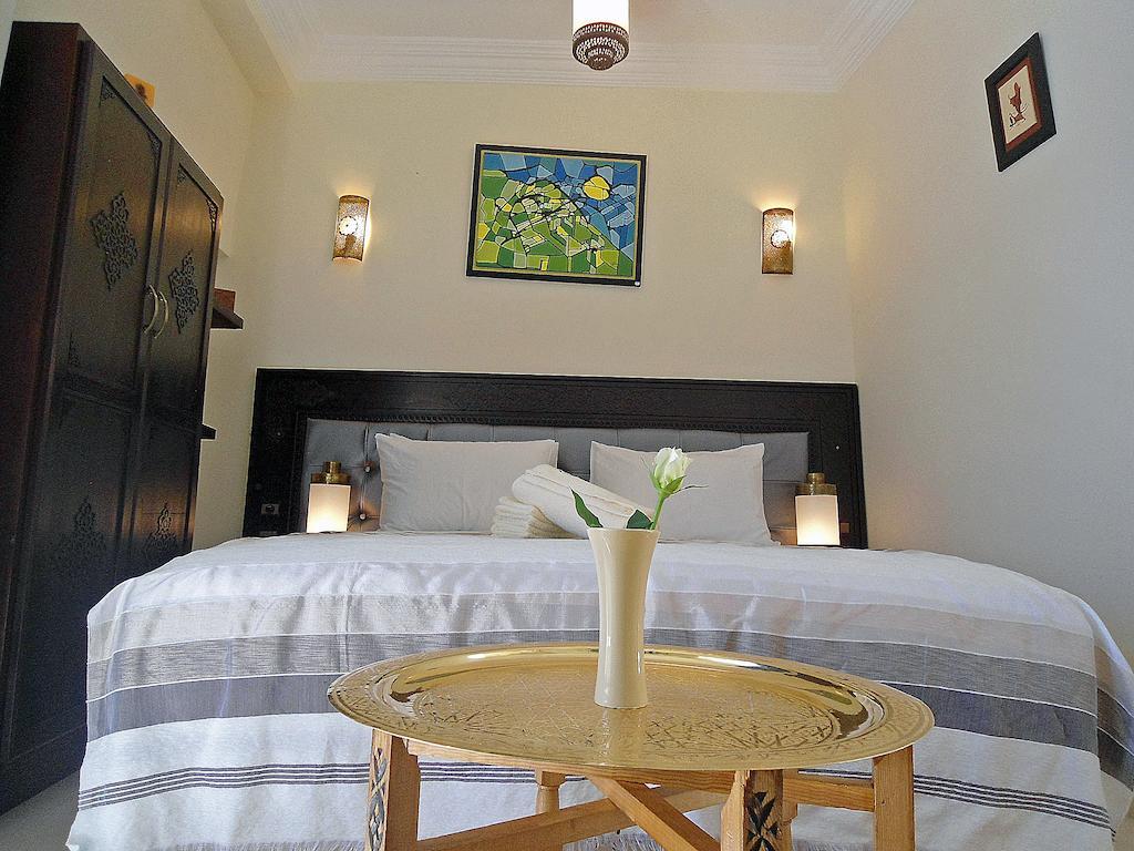 Hotel Riad Ben Atar Szavíra Szoba fotó