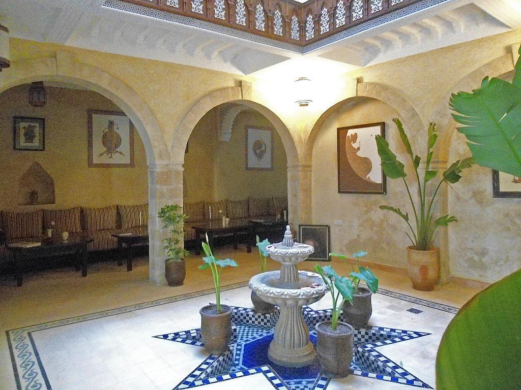 Hotel Riad Ben Atar Szavíra Kültér fotó