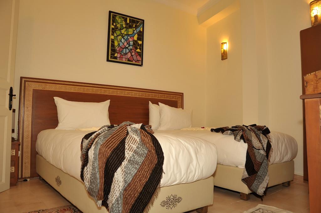 Hotel Riad Ben Atar Szavíra Szoba fotó