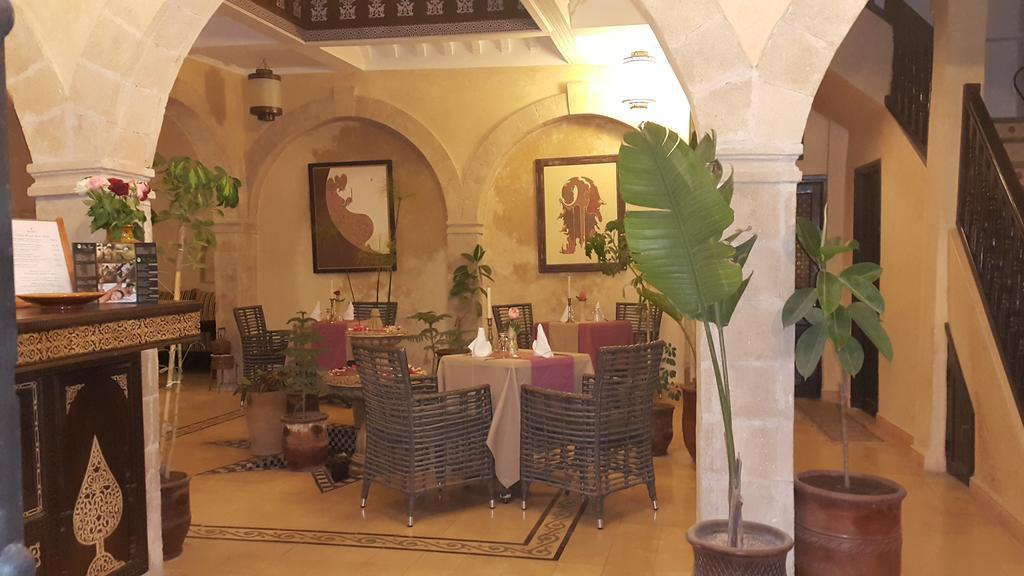 Hotel Riad Ben Atar Szavíra Kültér fotó